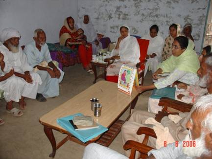 Meeting with Village health committee at Munday Chakwal AUG 2006